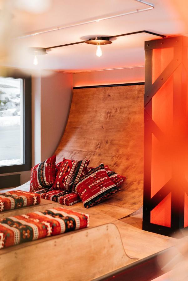Alaia Lodge クラン エクステリア 写真