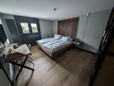 Alaia Lodge クラン エクステリア 写真
