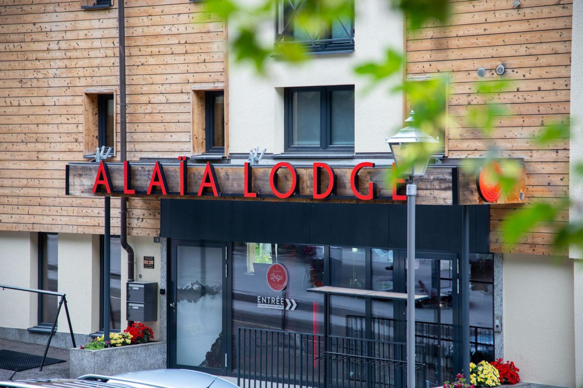 Alaia Lodge クラン エクステリア 写真
